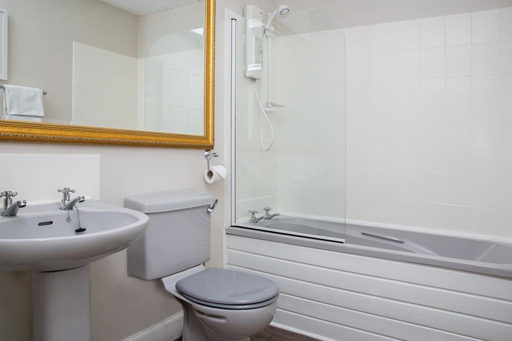 Prestwick Town Center Flat Apartment Bagian luar foto
